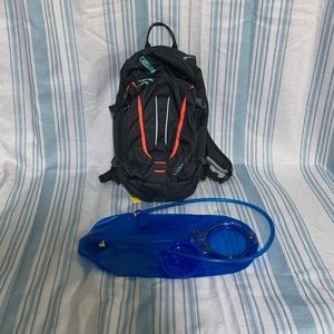 EUC camelback luxe small hydro pack day pack